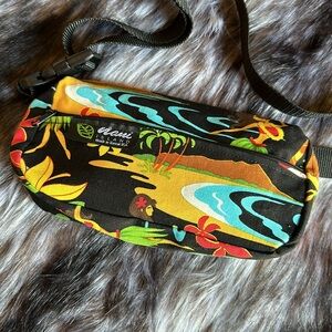 Nani Island *NWOT* Women’s Hula Girl Small Hip Pouch with Adjustable Waist Strap